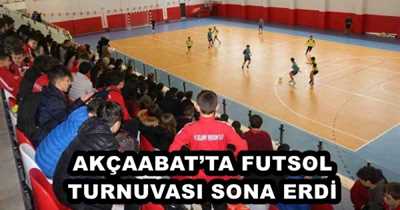 AKÇAABAT’TA FUTSOL TURNUVASI SONA ERDİ