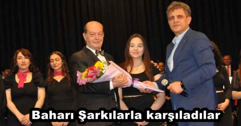 Baharı Şarkılarla karşıladılar