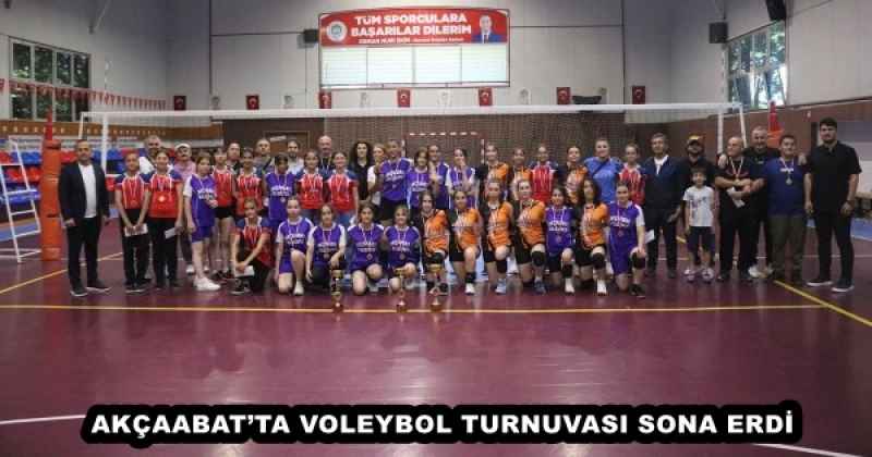 AKÇAABAT’TA VOLEYBOL TURNUVASI SONA ERDİ