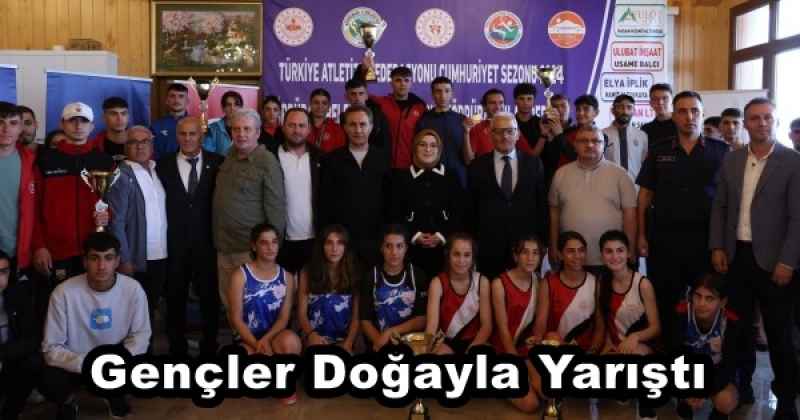 Gençler Doğayla Yarıştı