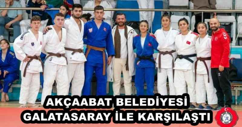 AKÇAABAT BELEDİYESİ GALATASARAY İLE KARŞILAŞTI